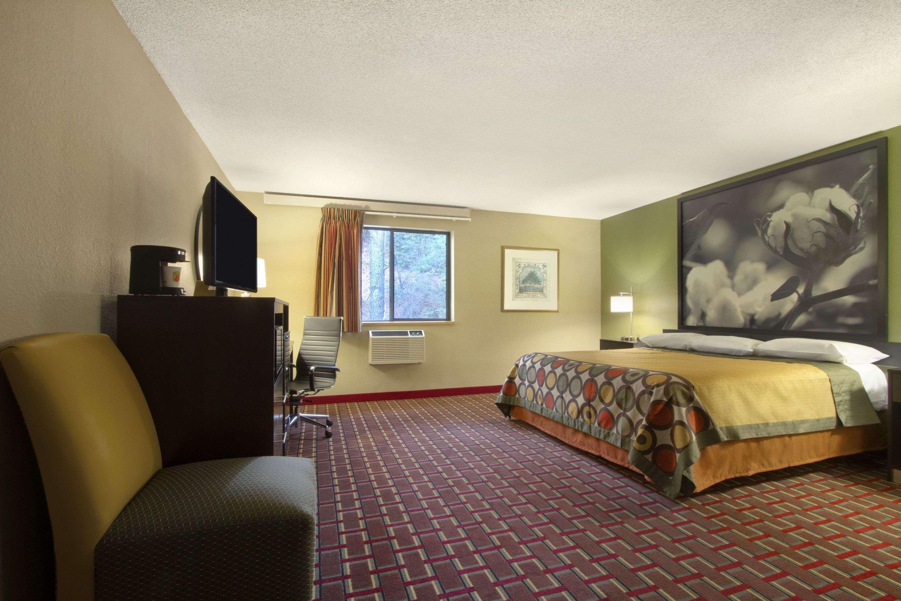 Super 8 By Wyndham Homewood Birmingham Area Bagian luar foto