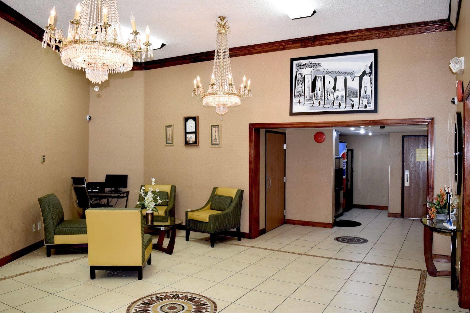 Super 8 By Wyndham Homewood Birmingham Area Bagian luar foto